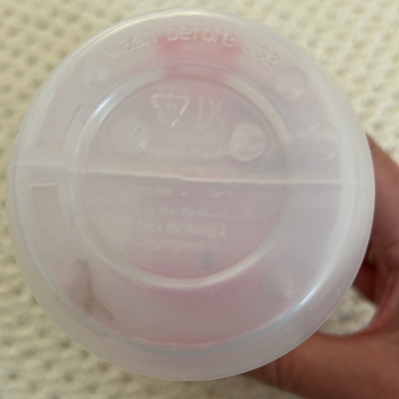 NWOT squeezable water bottle - Picture 4 of 4